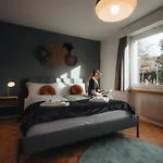 Apartman Zentrale Laenggasse - Ruhig - Gratis Parking - Oev Vor Der Tuer