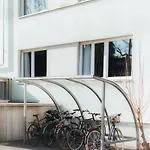 Zentrale Laenggasse - Ruhig - Gratis Parking - Oev Vor Der Tuer Apartman Bern