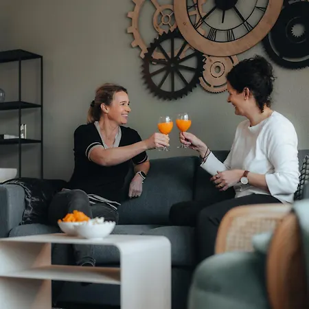 Zentrale Laenggasse - Ruhig - Gratis Parking - Oev Vor Der Tuer * Berna