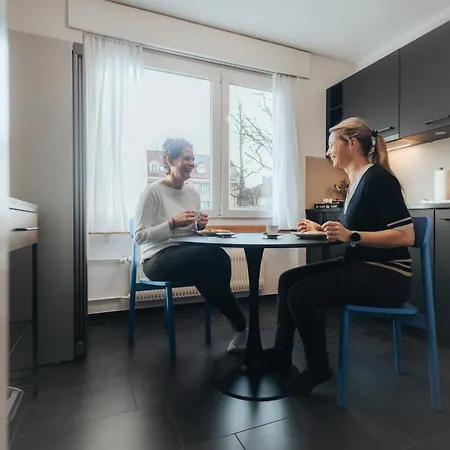 아파트 Zentrale Laenggasse - Ruhig - Gratis Parking - Oev Vor Der Tuer