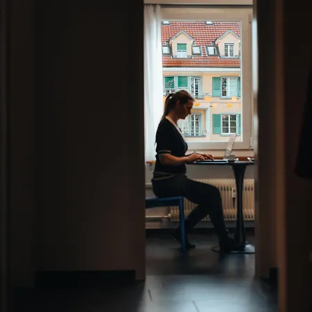 Zentrale Laenggasse - Ruhig - Gratis Parking - Oev Vor Der Tuer 아파트