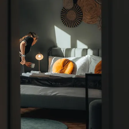 Apartman Zentrale Laenggasse - Ruhig - Gratis Parking - Oev Vor Der Tuer
