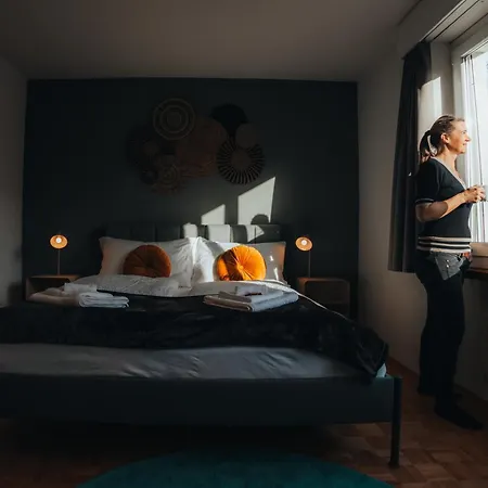 Appartamento Zentrale Laenggasse - Ruhig - Gratis Parking - Oev Vor Der Tuer