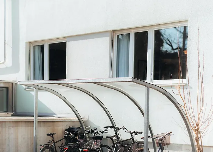 Zentrale Laenggasse - Ruhig - Gratis Parking - Oev Vor Der Tuer Appartamento Berna
